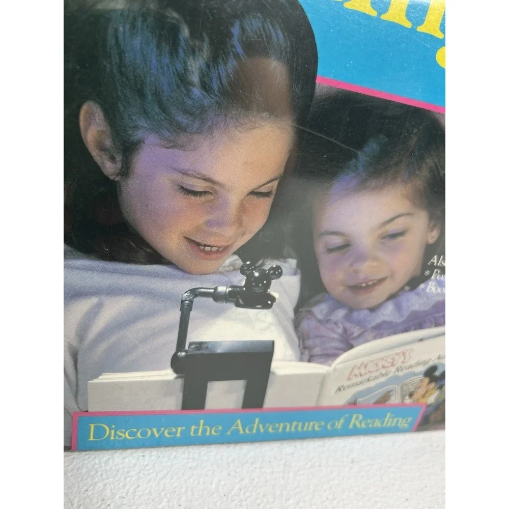 Vtg Walt Disneys Mickey Mouse Reading Kit With Booklight NIB - Picture 3 of 6